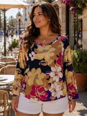 Discreet Navy and Violet Floral Top